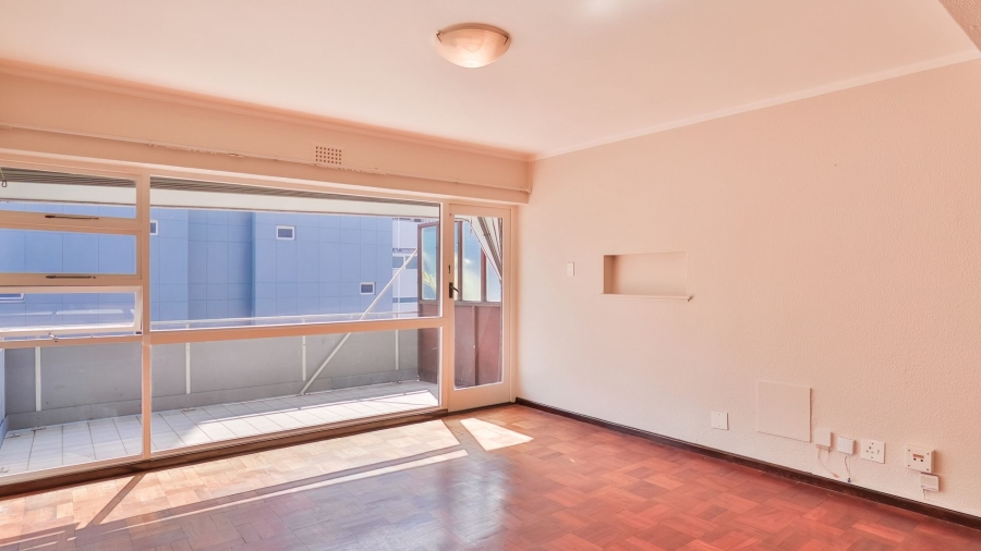 To Let 2 Bedroom Property for Rent in Sea Point Western Cape